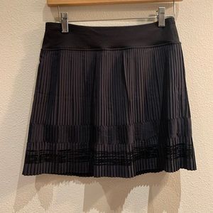 Ivviva tennis / golf skirt